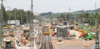 Großbaustelle Bahnhof Gößnitz DB Deutsche Bahn die Vollsperrung dauert einen Monat länger Foto: Mario Jahn