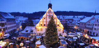 Der Grimmaer Weihnachtsmarkt findet noch bis zum 17. Dezember statt.