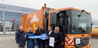 Unterwegs mit grünem Wasserstoff: 16 Abfallsammelfahrzeuge fahren nunmehr ausgesprochen umweltfreundlich durch Leipzig. Foto: Stadtreinigung Leipzig