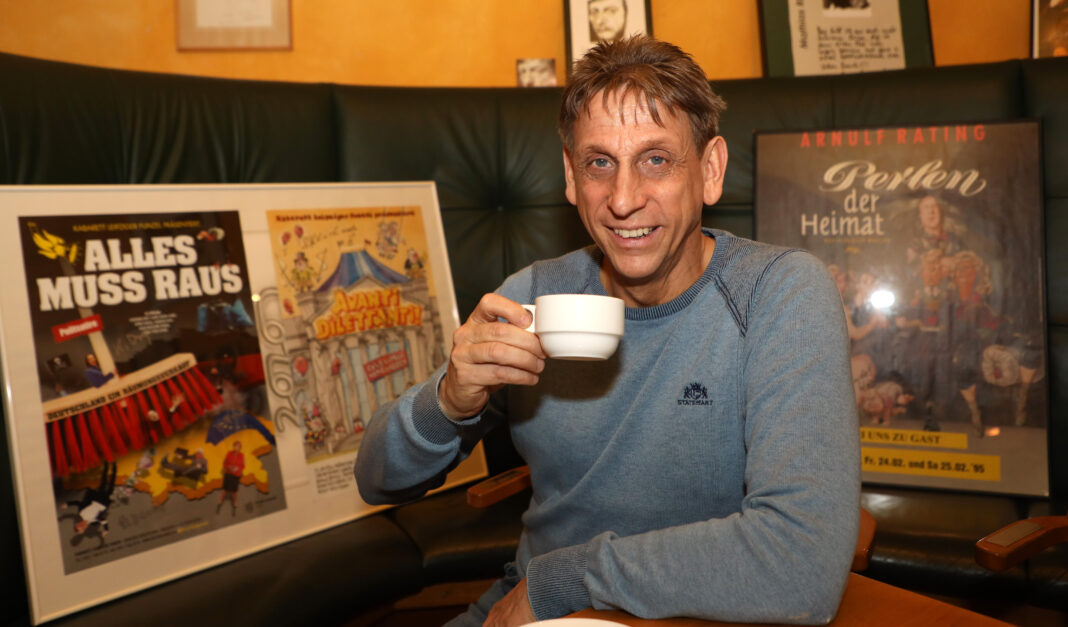 Ein Abschied mit einem letzten Kaffee und einem Lächeln: Thorsten Wolf blickt auf die Zeit nach der „Funzel“ Foto: André Kempner
