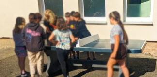 Spaß und Sport in der Pause: Die GCP Foundation finanziert eine Tischtennisplatte samt Zubehör für die Grundschule Delitzsch Ost. Foto: GCP Foundation