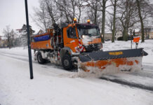 Auch in den Vorjahren kämpfte der Winterdienst gegen Schnee und Eis – wie hier in Grimma aus. Foto: Thomas Kube