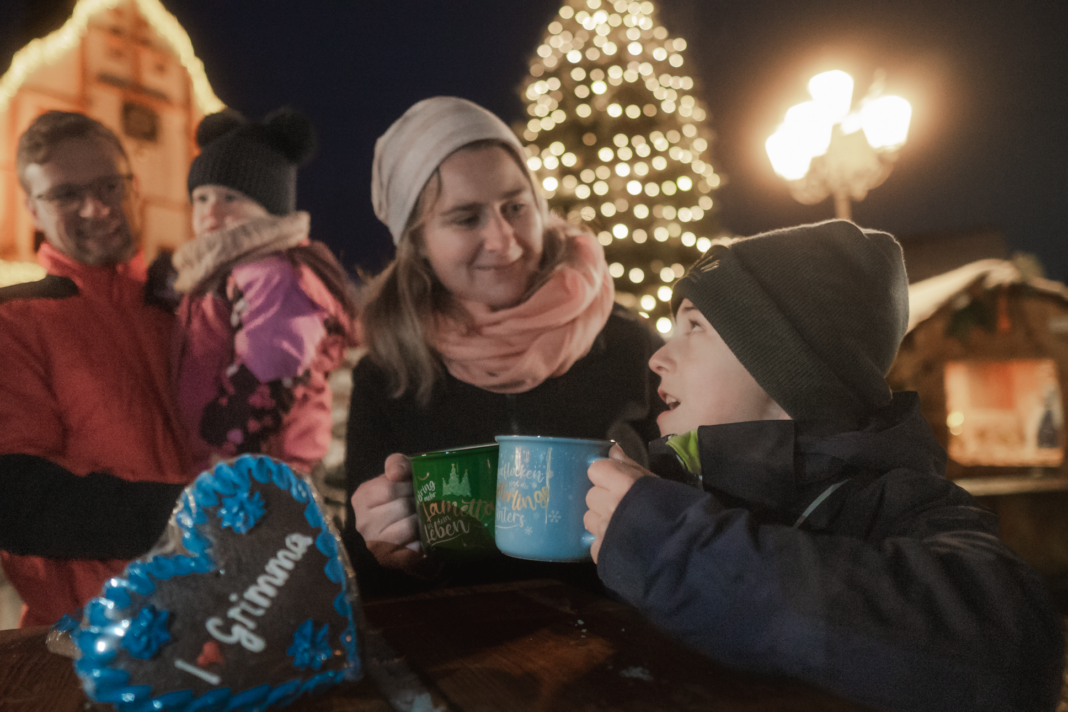 Der Grimmaer Weihnachtsmarkt lockt noch bis zum 15. Dezember Besucher in die Muldestadt. Foto: Stadt Grimma