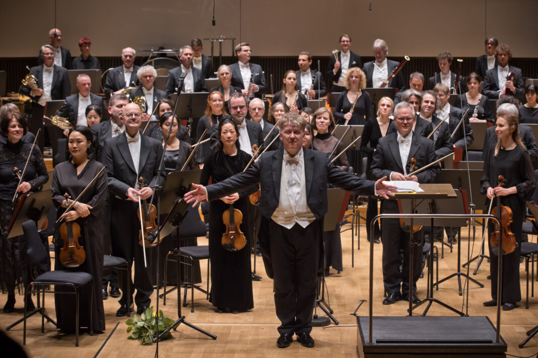 Rund 150000 Euro konnten beim jüngsten Benefizkonzert zugunsten der Elternhilfe für krebskranke Kinder eingespielt werden. Foto: Gert Mothes