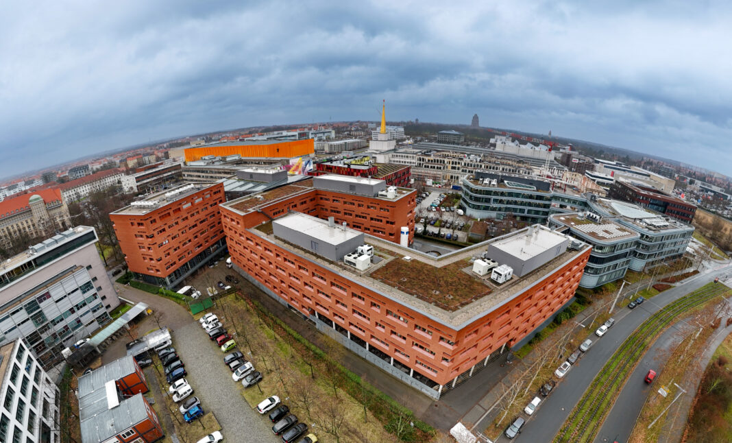 Hier wird verstärkt investiert – auch vonseiten der Stadt: Die Standorte für Biotechnologie und Medizintechnik auf der Alten Messe bekommen bald Zuwachs. Foto: Wolfgang Sens